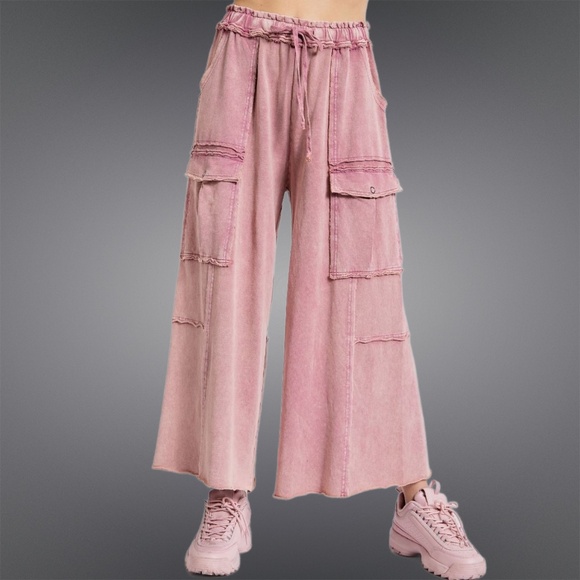 EASEL “Feeling Good Cargos” Mineral Washed Flared Leg, Raw Seams & Hems, Pockets - Picture 2 of 16